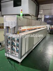 China Maximice su producción con persianas de rodillo que fabrican máquinas para soldar la cremallera de la pantalla proveedor